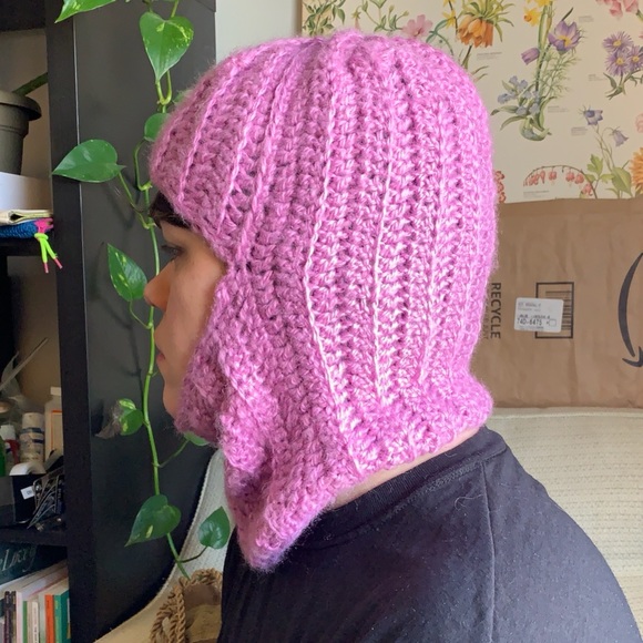 ribbed knit light purple balaclava - Picture 4 of 5